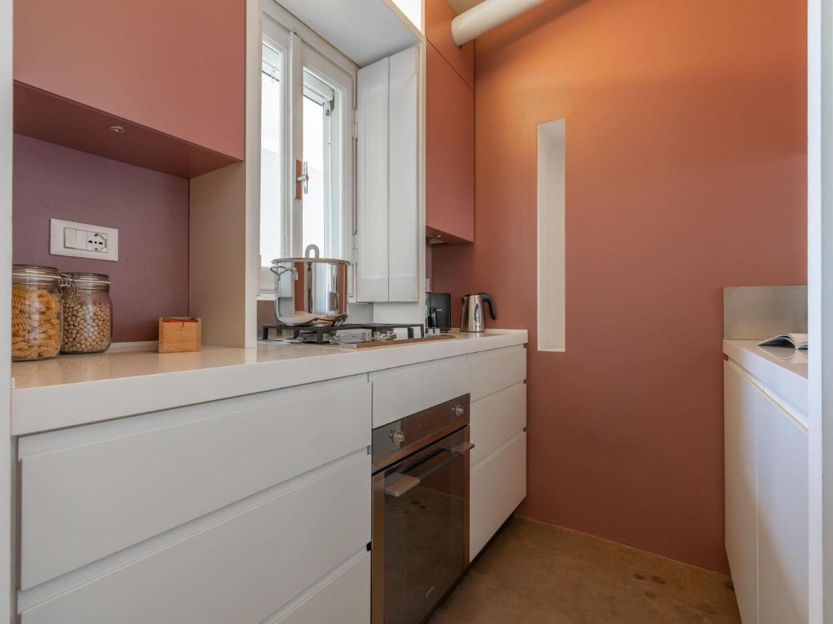 The Best Rent - Lovely One-Bedroom Apartment In Moscova Milão Exterior foto